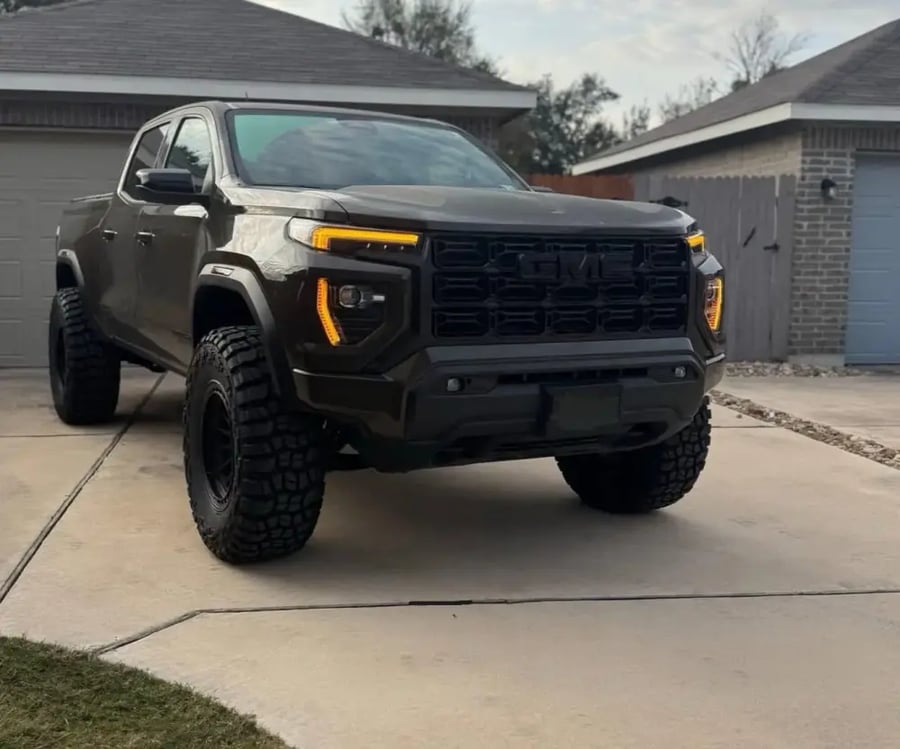GMC canyon 2023/2026 كت تحويل الاضواء النهاريه للأصفر (تعمل فقط في النهار)