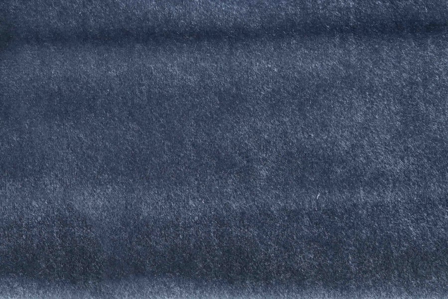قماش مخمل 142 سم – كثافة 370 GSM بلمعان فاخر وملمس ناعم-N9010