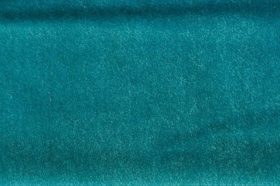 قماش مخمل 142 سم – كثافة 370 GSM بلمعان فاخر وملمس ناعم-N9010