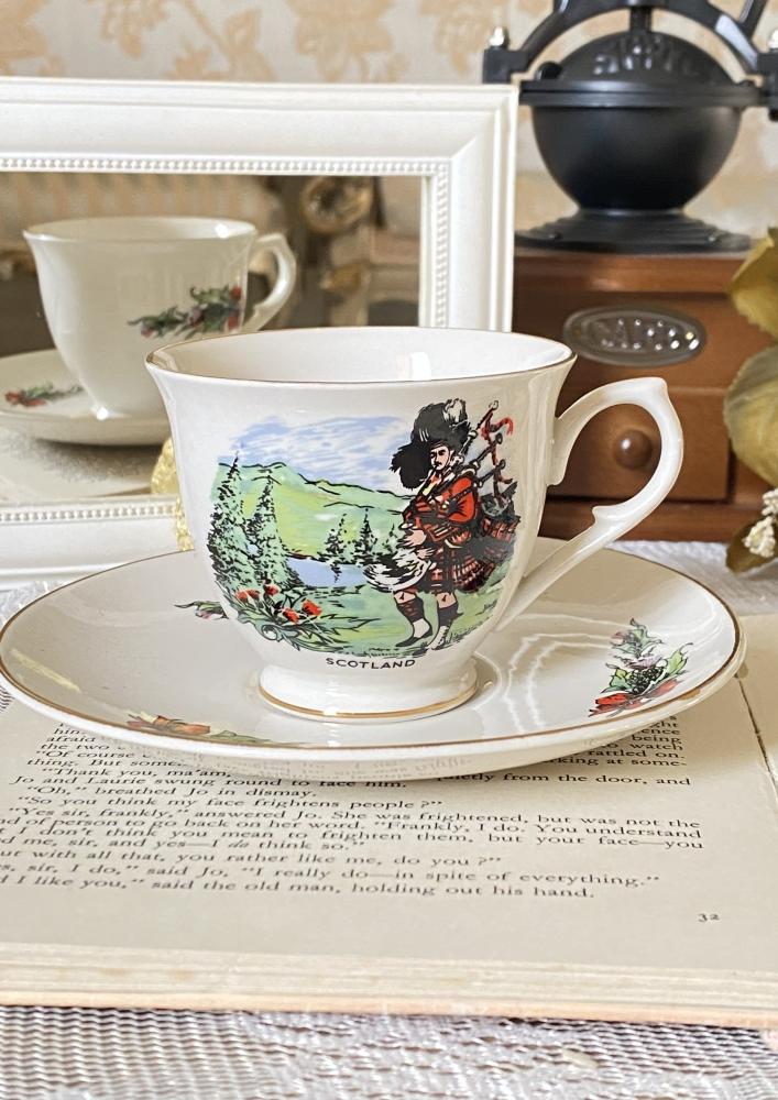 Old Foley - James Kent Ltd - Tea Cup and Saucer - Scotland