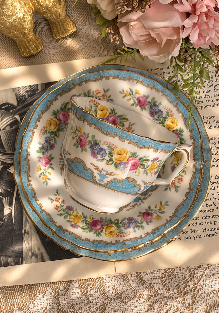Crown Staffordshire Lyric Tunis Blue