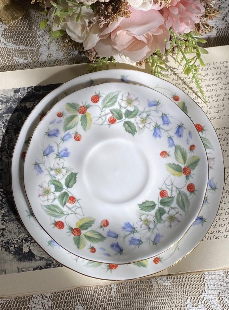 Duchess  Strawberryfields Tea Trio