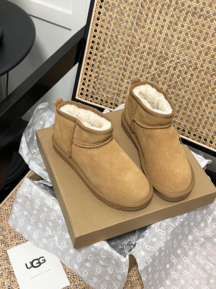 UGG Mini Snow – Slim Fit