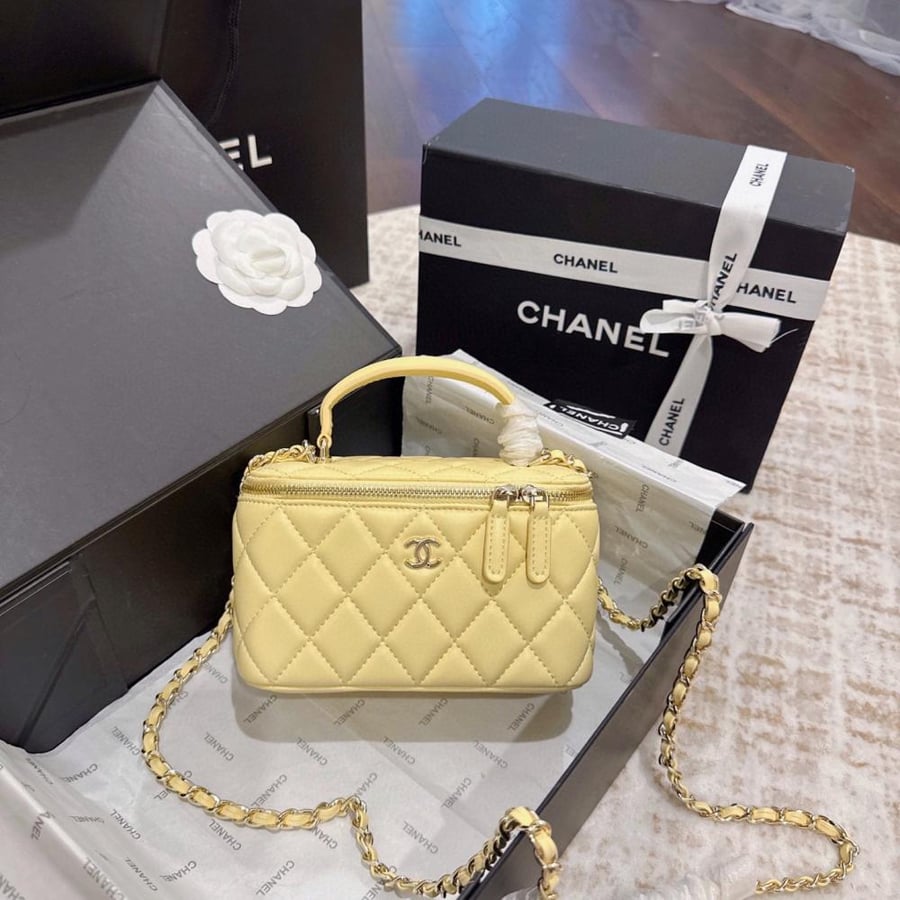 Chanel pink