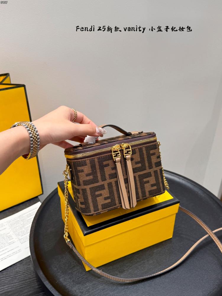 Classic Box Bag