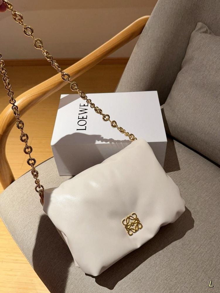Loewe Goya Puffer Cloud