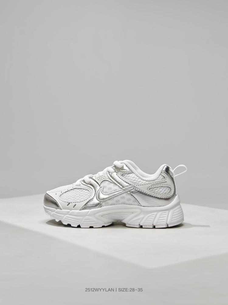 NIKE V5 RNR