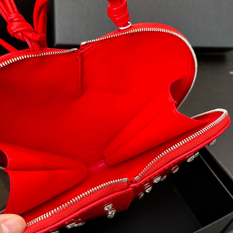 Alaïa Full Diamond Red