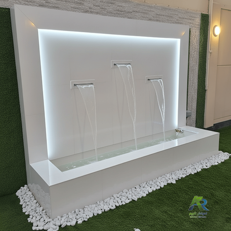 شلال جداري فيبر جلاس مودرن ثلاثي بتصميم فاخر وإضاءة LED للحدائق أحواض