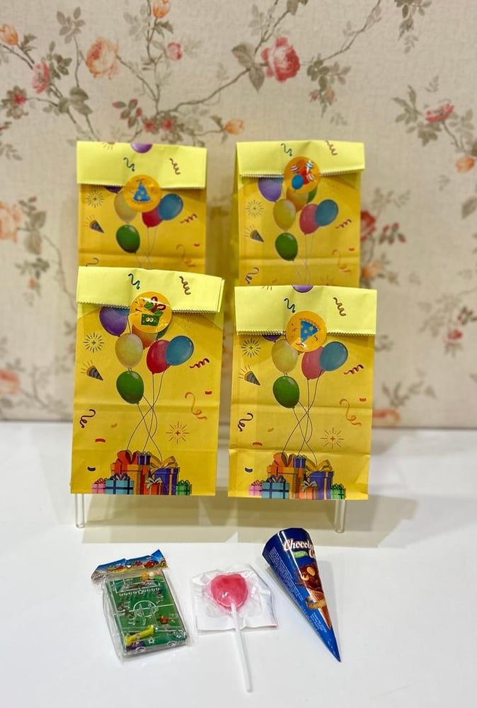 توزيعات العيد للأطفال