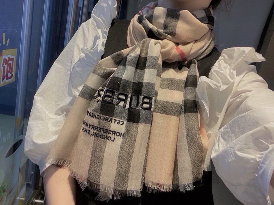 Burberry scarf