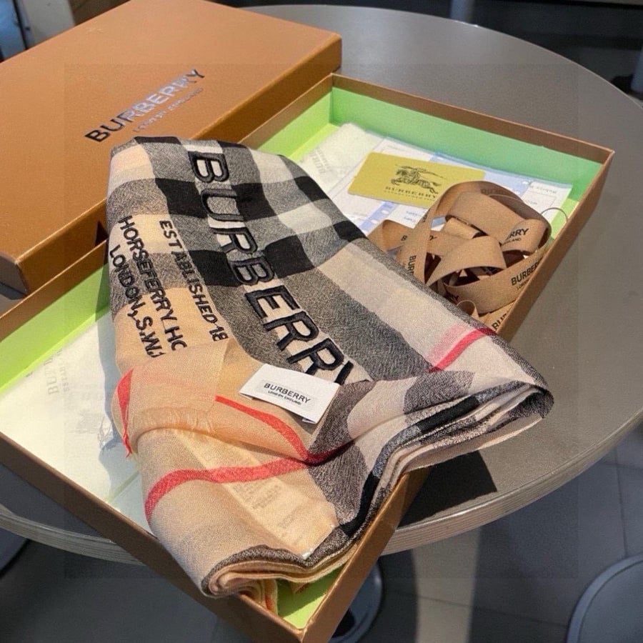 Burberry scarf