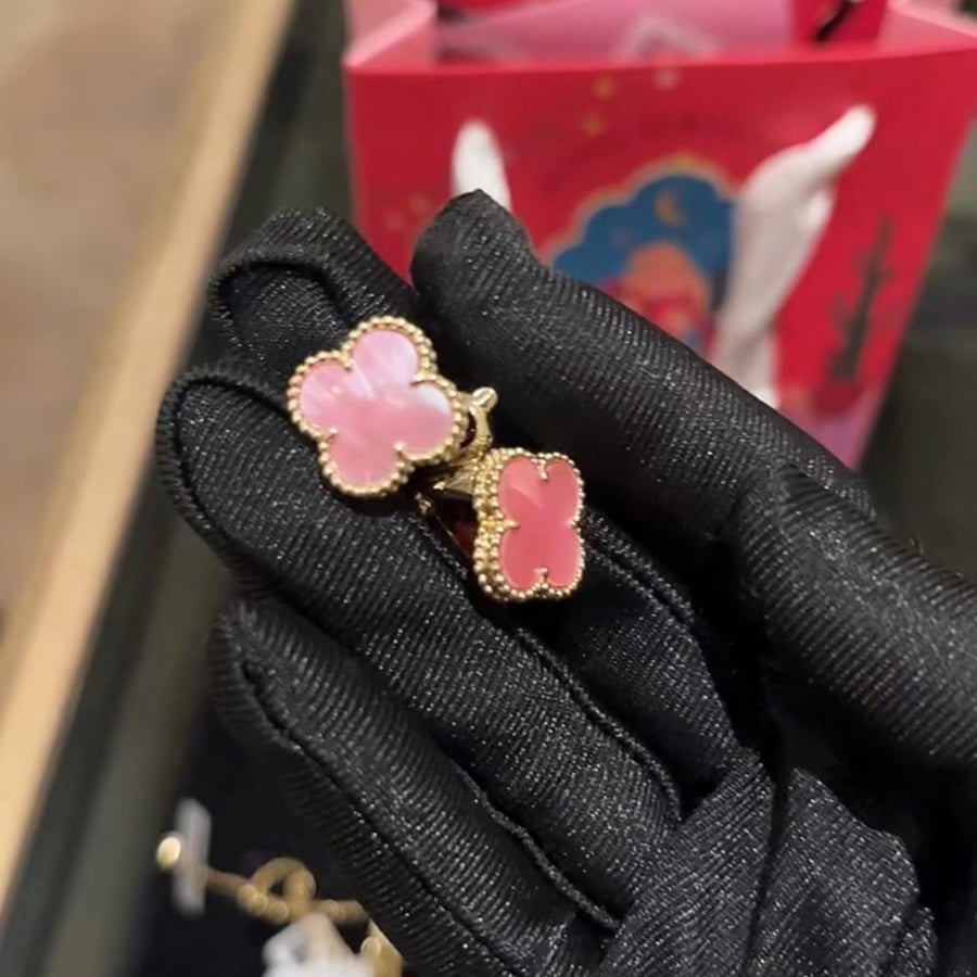 Van cleaf earring