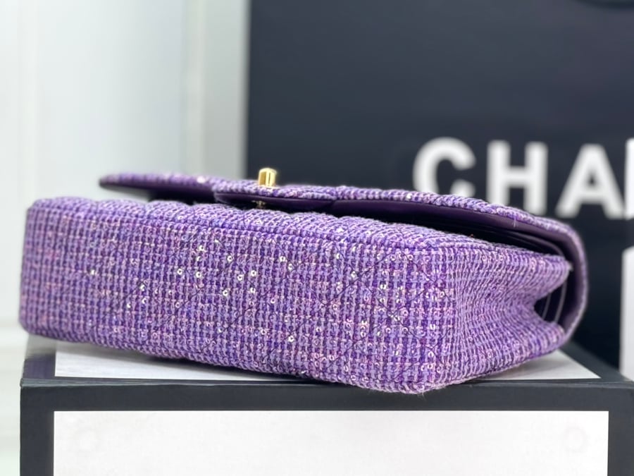 Chanel tweed 20cm