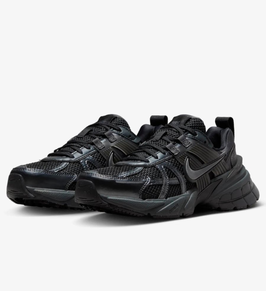 Nike V2K Run - (Triple Black)