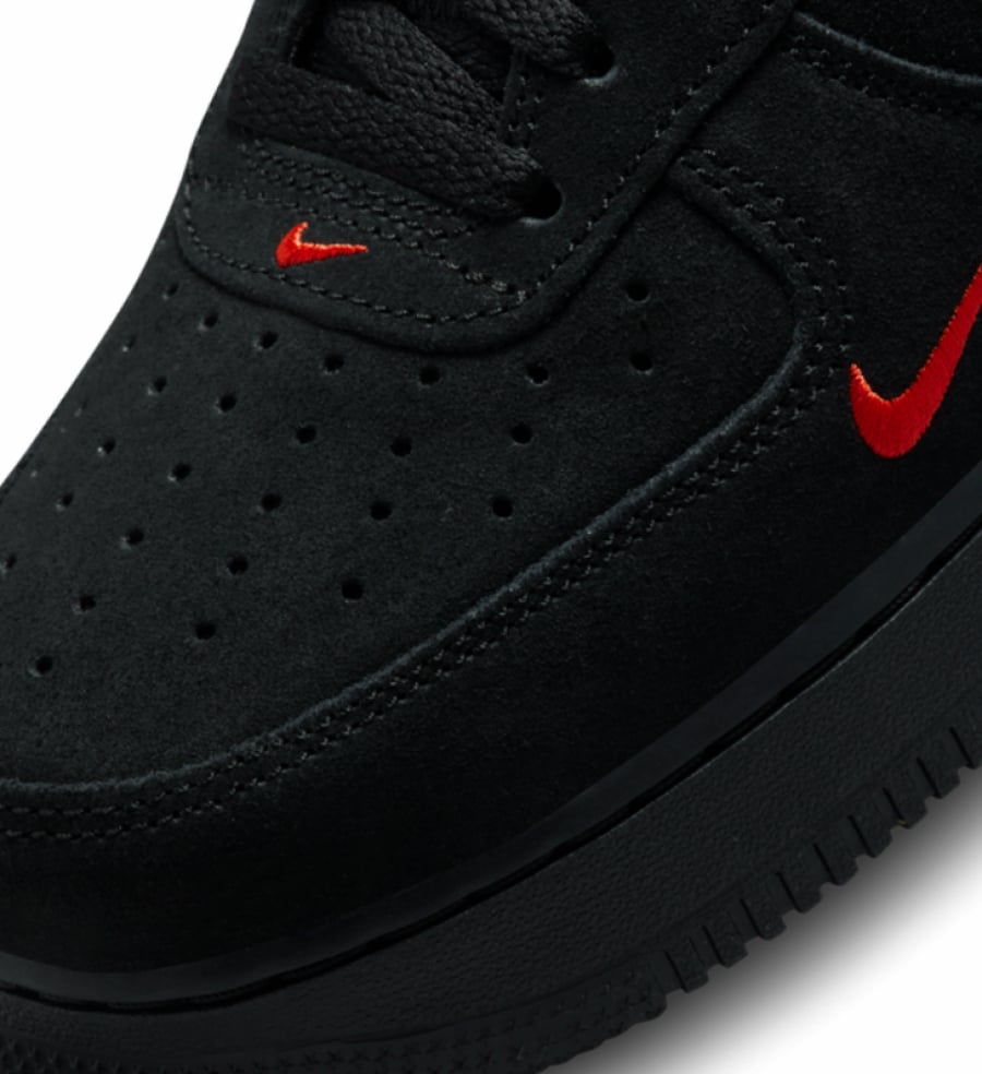 Nike Air Force Street Style