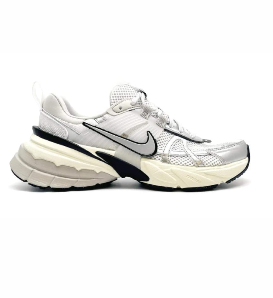 Nike V2K Run - Metallic Silver & Cream