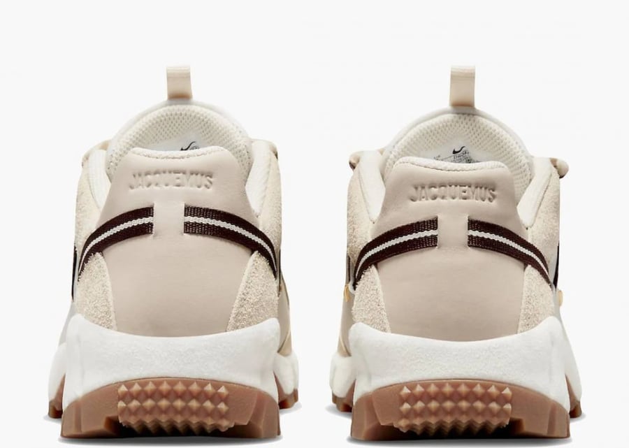 Nike Air Max Excee - Sand & Gold Accents