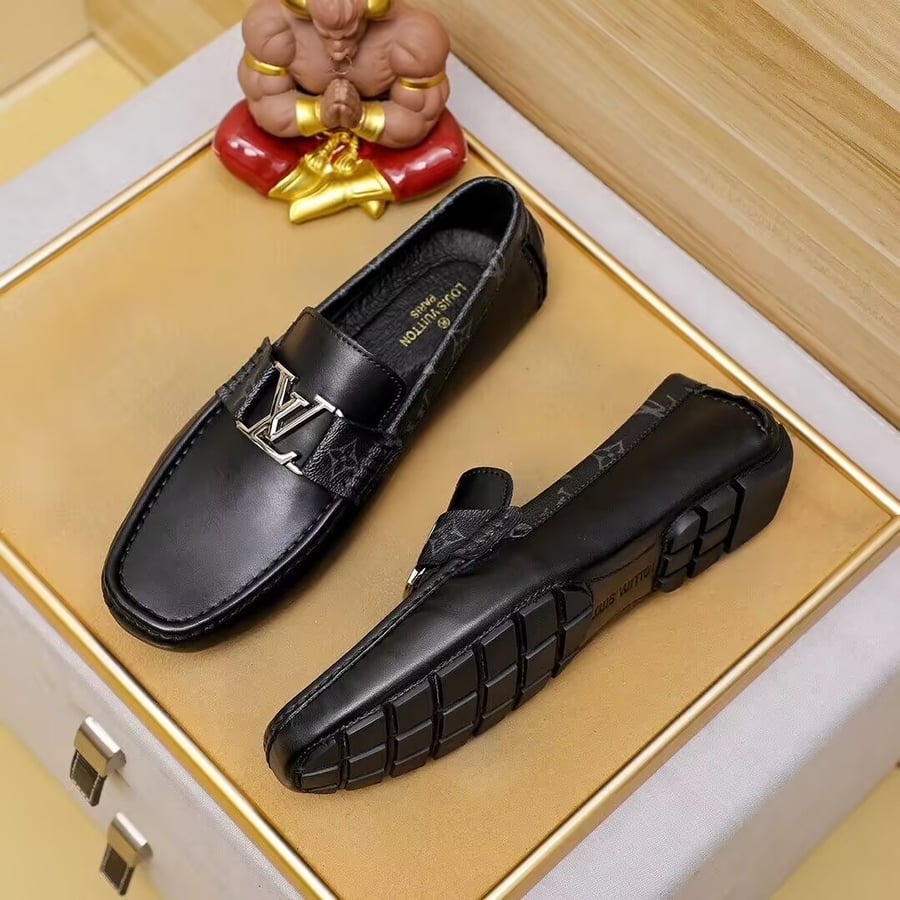 LV Moccasin