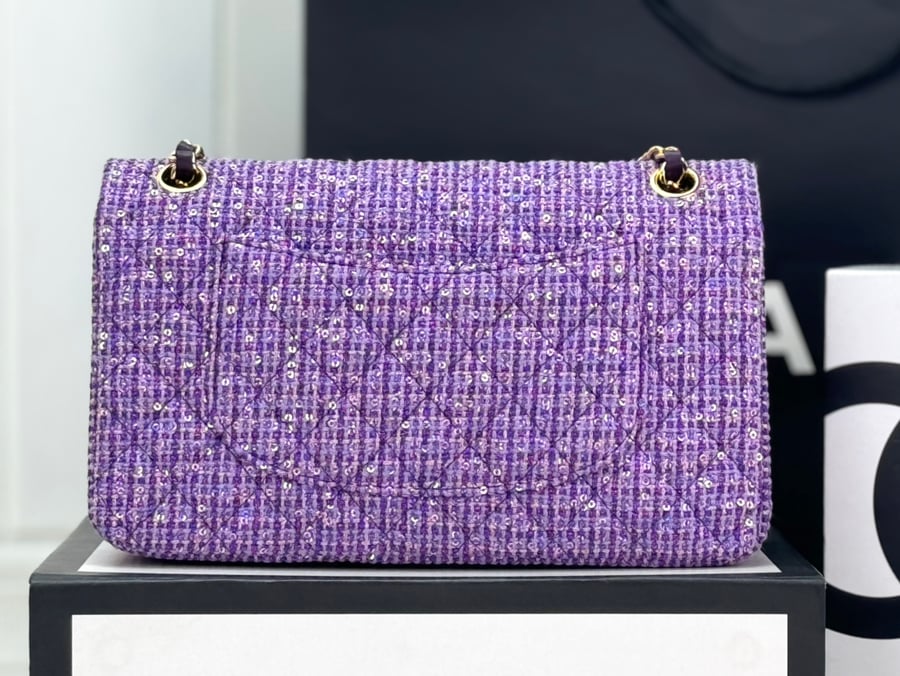 Chanel tweed 20cm