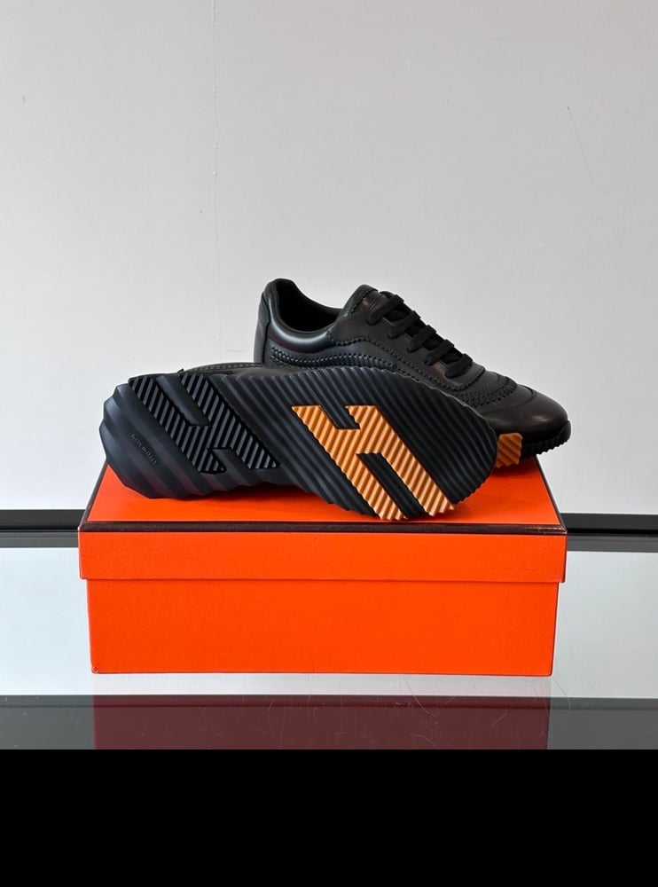 Bounce Sneaker Black هيرمز