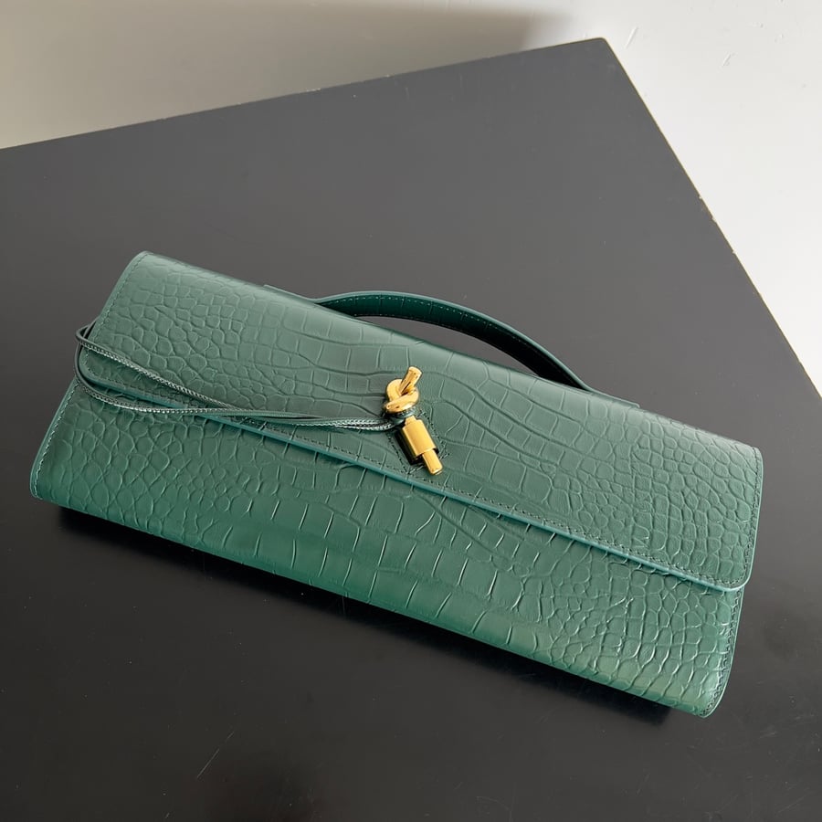 BV Andiamo Clutch 29cm