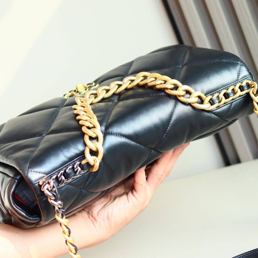 Chanel 19 Flap 25 cm