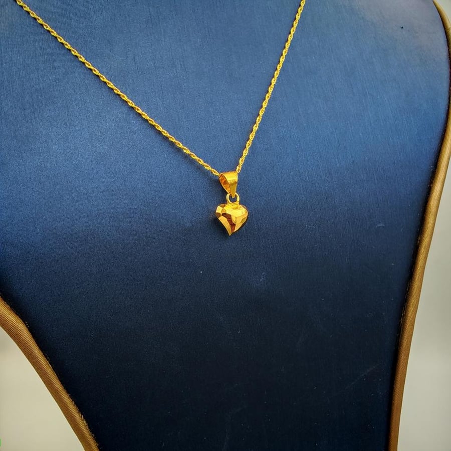 18k Necklace Heart Shape - عقد ذهب عيار 18