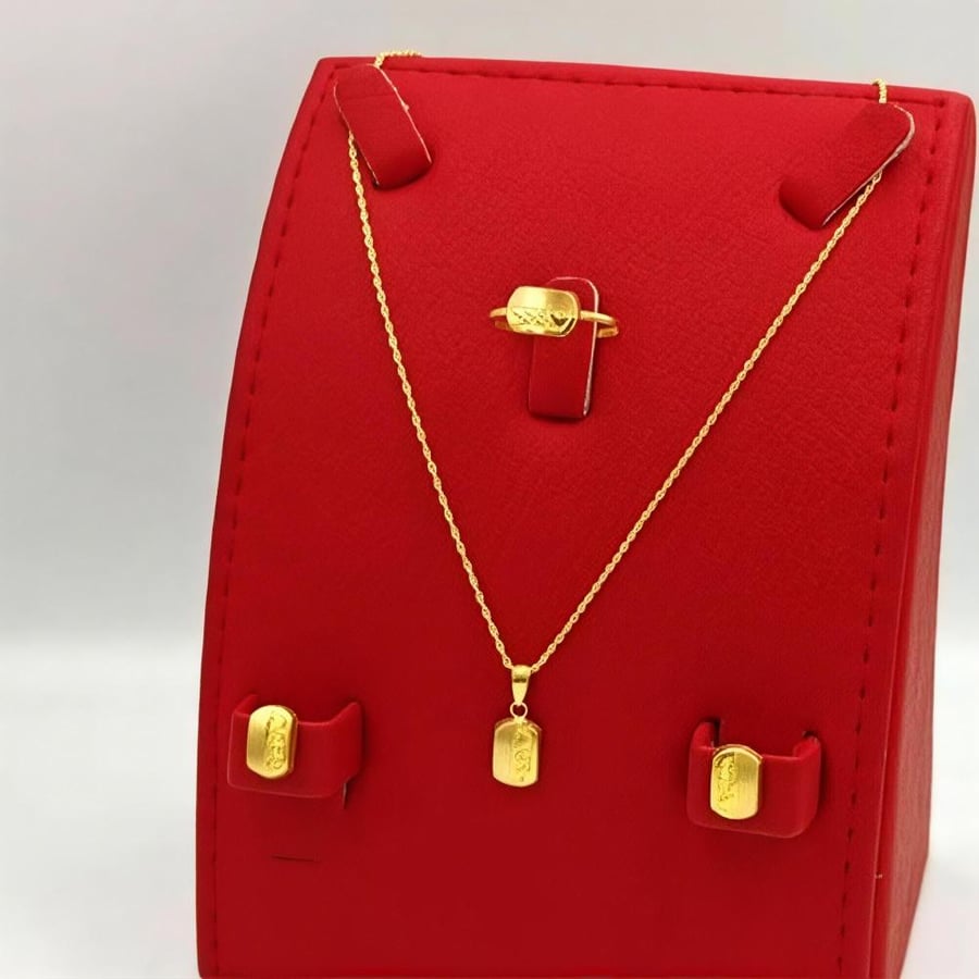 Set 18k Gold - عقد ذهب عيار 18