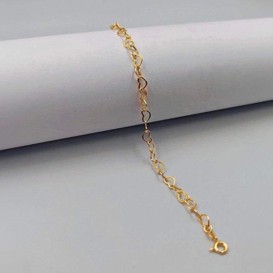 إسوارة قلوب عيار 18 - Hearts Bracelet 18k