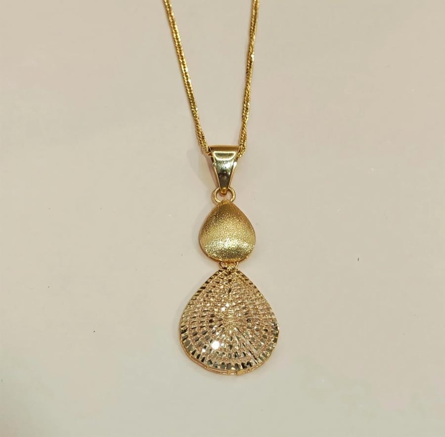 عقد ذهب عيار 21 - Necklace 21k