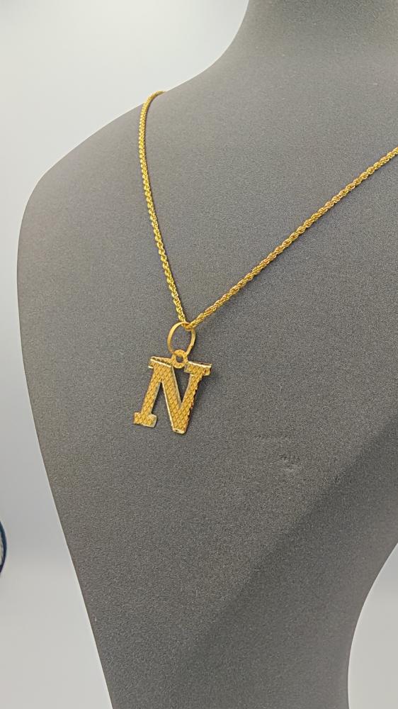 سلسال تعليقة حرف عيار 18 - Chain with pendant 18K