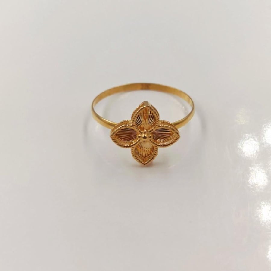 خاتم روبيرتو كوين عيار 21 - 21k Ring