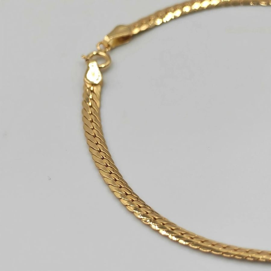 18K Bracelet - إسوارة ذهب عيار 18