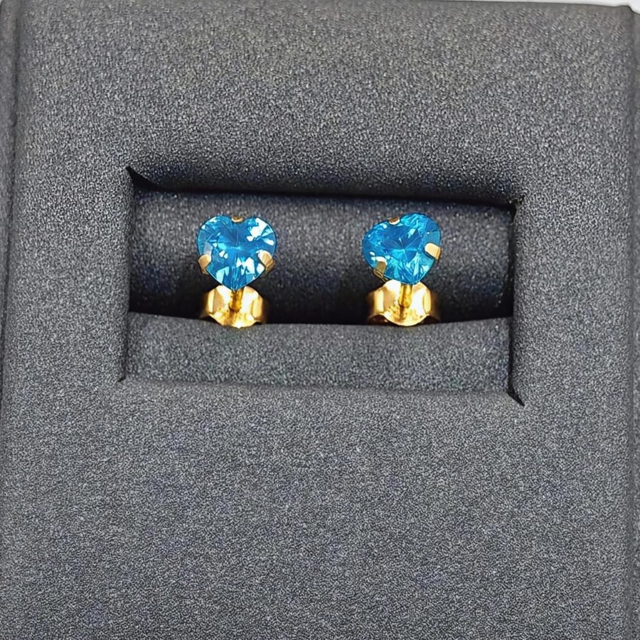 18k Earrings Gold - حلق عيار 18