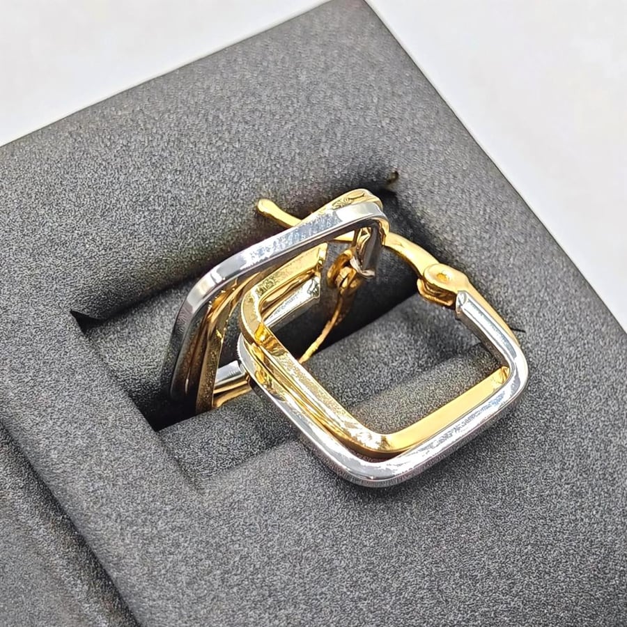 18K Gold Earrings  - حلق ذهب عيار 18