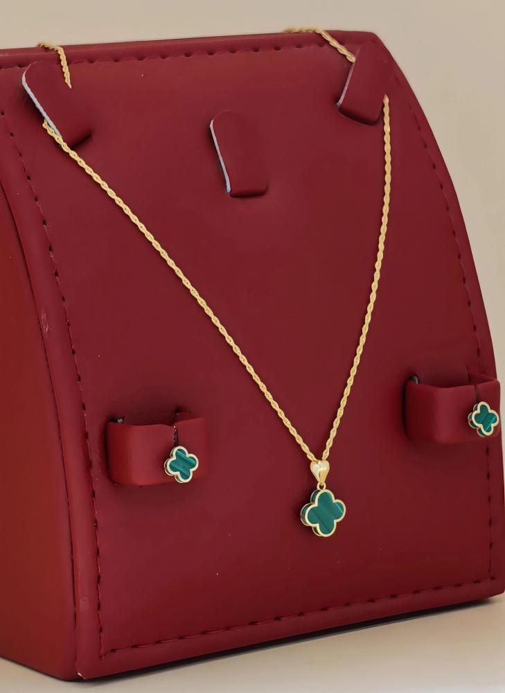 طقم ذهب عيار 18 - 18K Gold Set