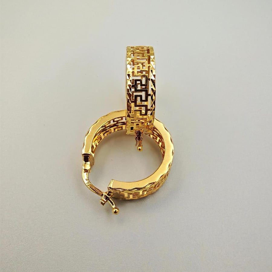 حلق  ذهب عيار 18 - 18k Gold Earrings