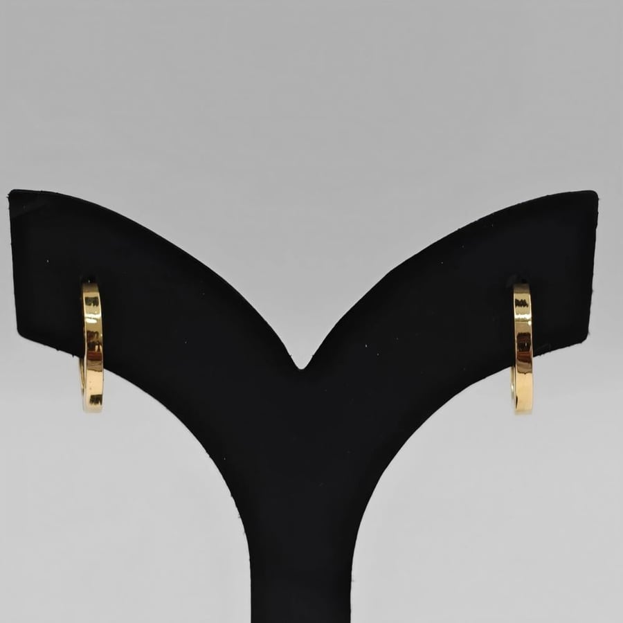 Earring 18K Gold - حلق عيار 18