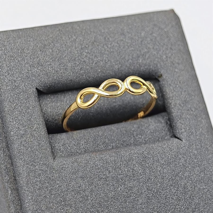 18K Gold Ring - خاتم ذهب عيار 18