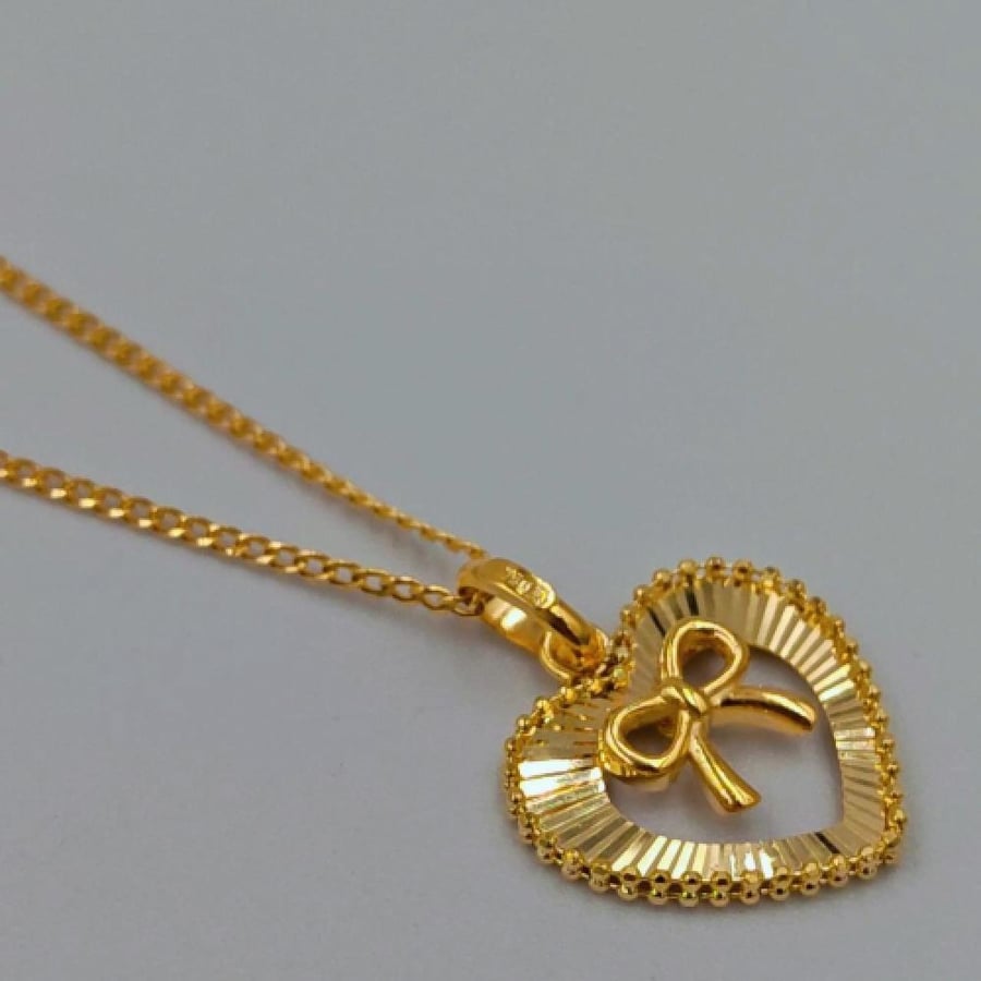 18K set - طقم ذهب عيار 18
