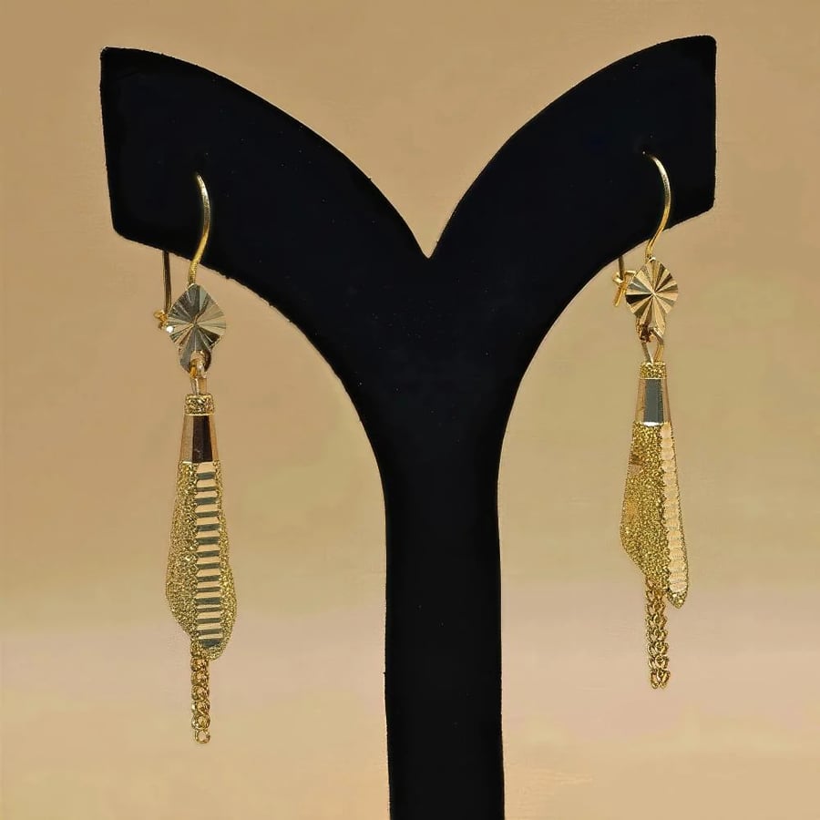 حلق ذهب عيار 22 - 22K Gold Earrings