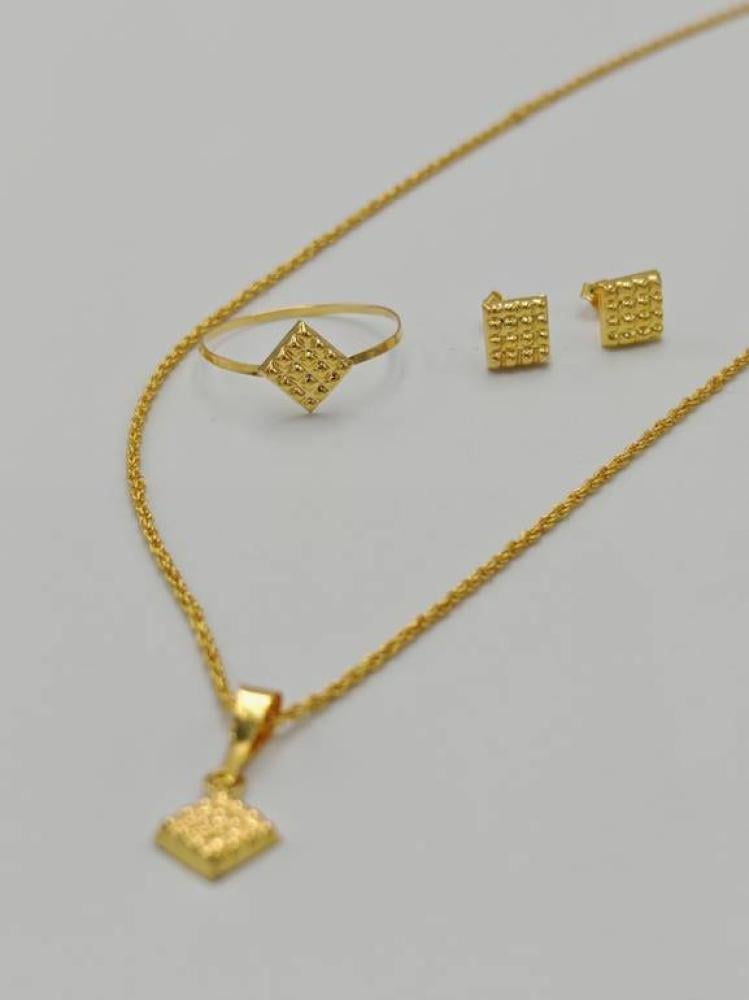 Set 18k Gold - عقد ذهب عيار 18