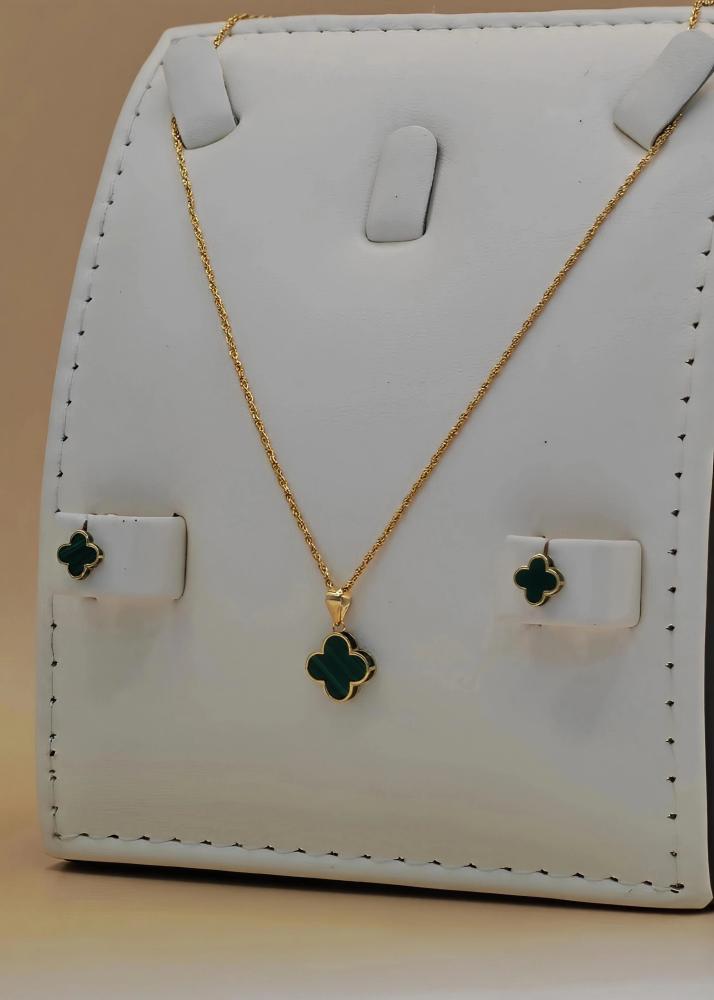 طقم ذهب عيار 18 - 18K Gold Set