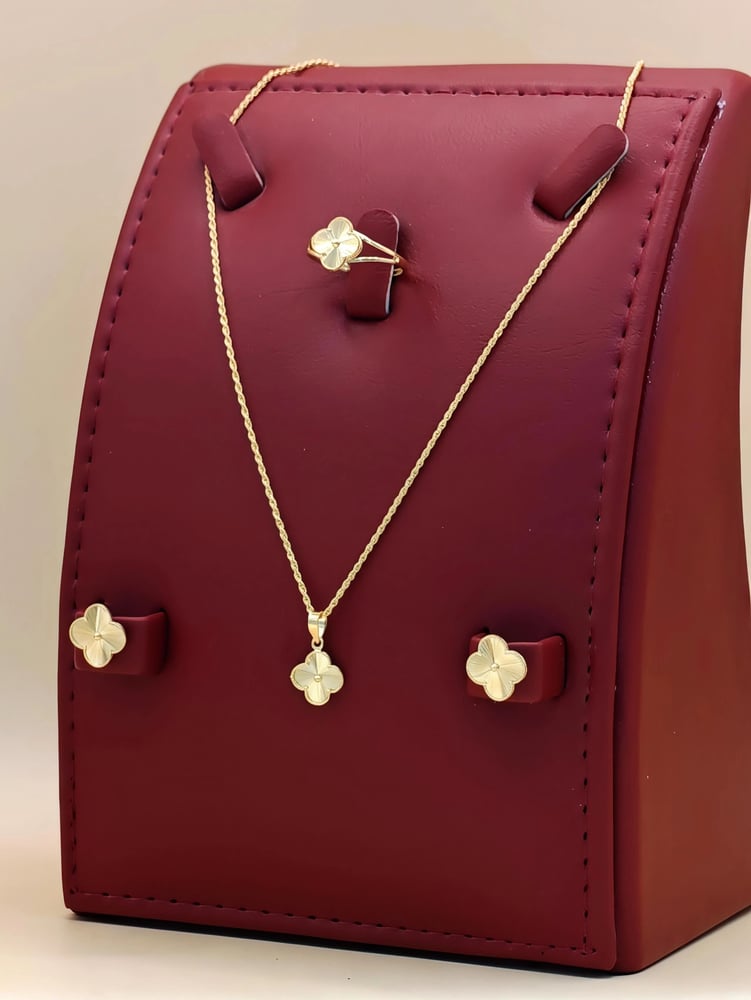 طقم ذهب عيار 21 - 21K Gold Set