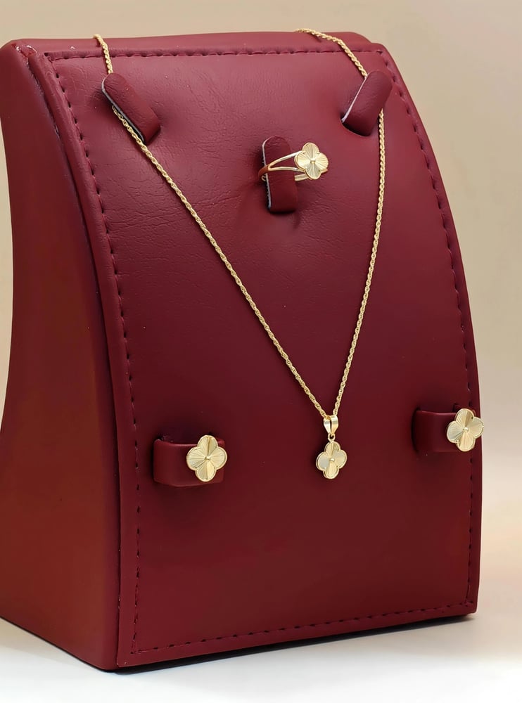 طقم ذهب عيار 21 - 21K Gold Set