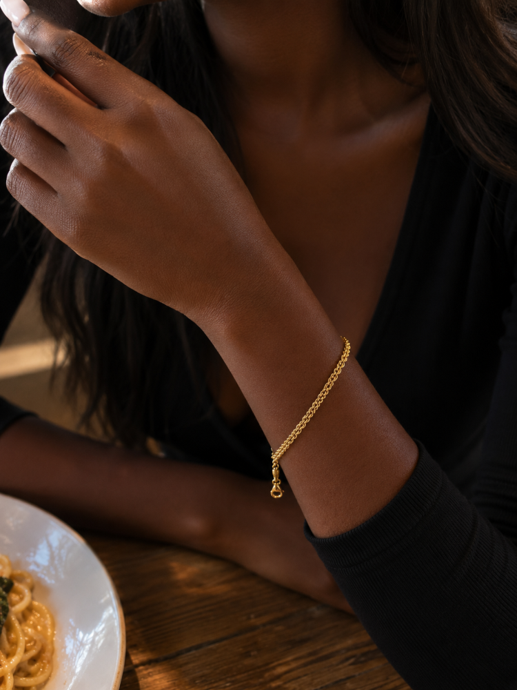 اسوارة ذهب عيار 18 - 18k Bracelet