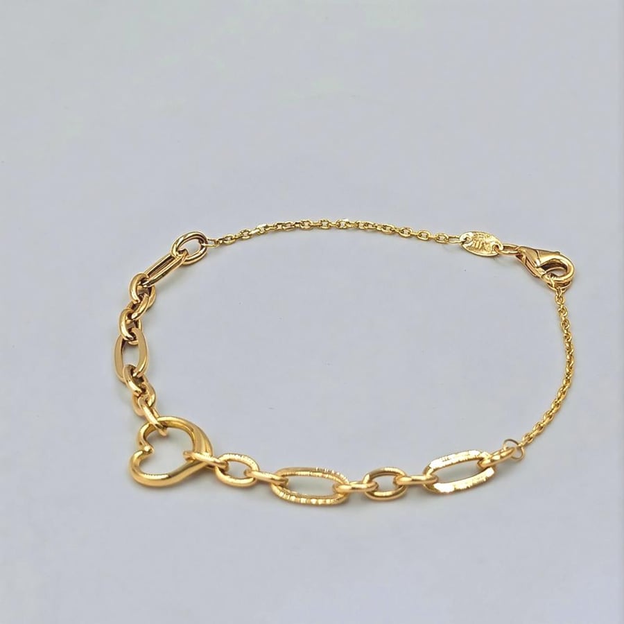 Bracelet 18K Gold - إسوارة ذهب عيار 18