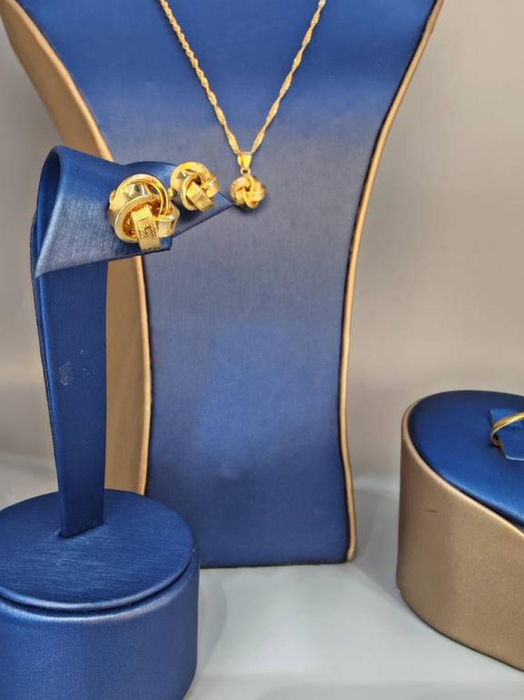 Gold Set 18K - طقم ذهب عيار 188