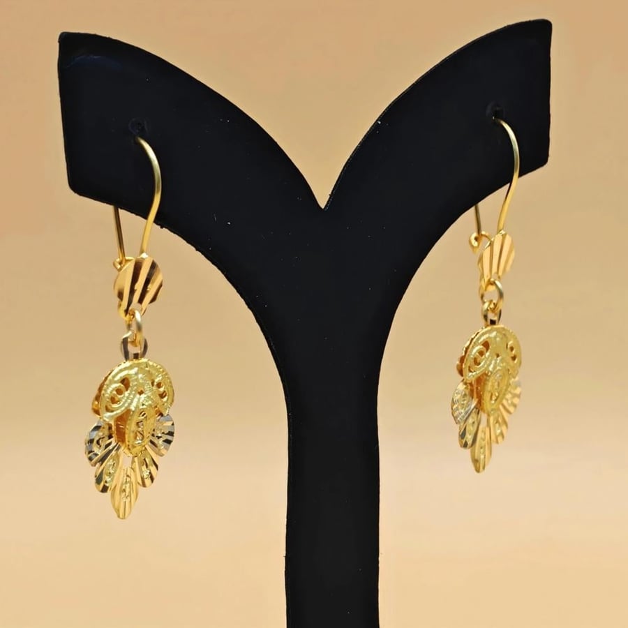 حلق ذهب عيار 22 - 22K Gold Earrings